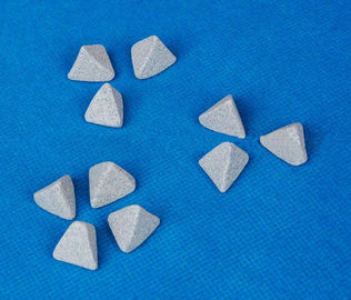 Alumina Keramik kekerasan tinggi Poles Abrasives, 2,5-2,8 G / CM3 Gravity