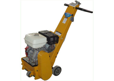 Mesin Penguji Lantai Tangan dengan Mesin 13.5HP Untuk Penghapusan Karat